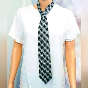 BOXELDER CO. GEOMETRIC PRINT 100% SILK MEN'S TIE